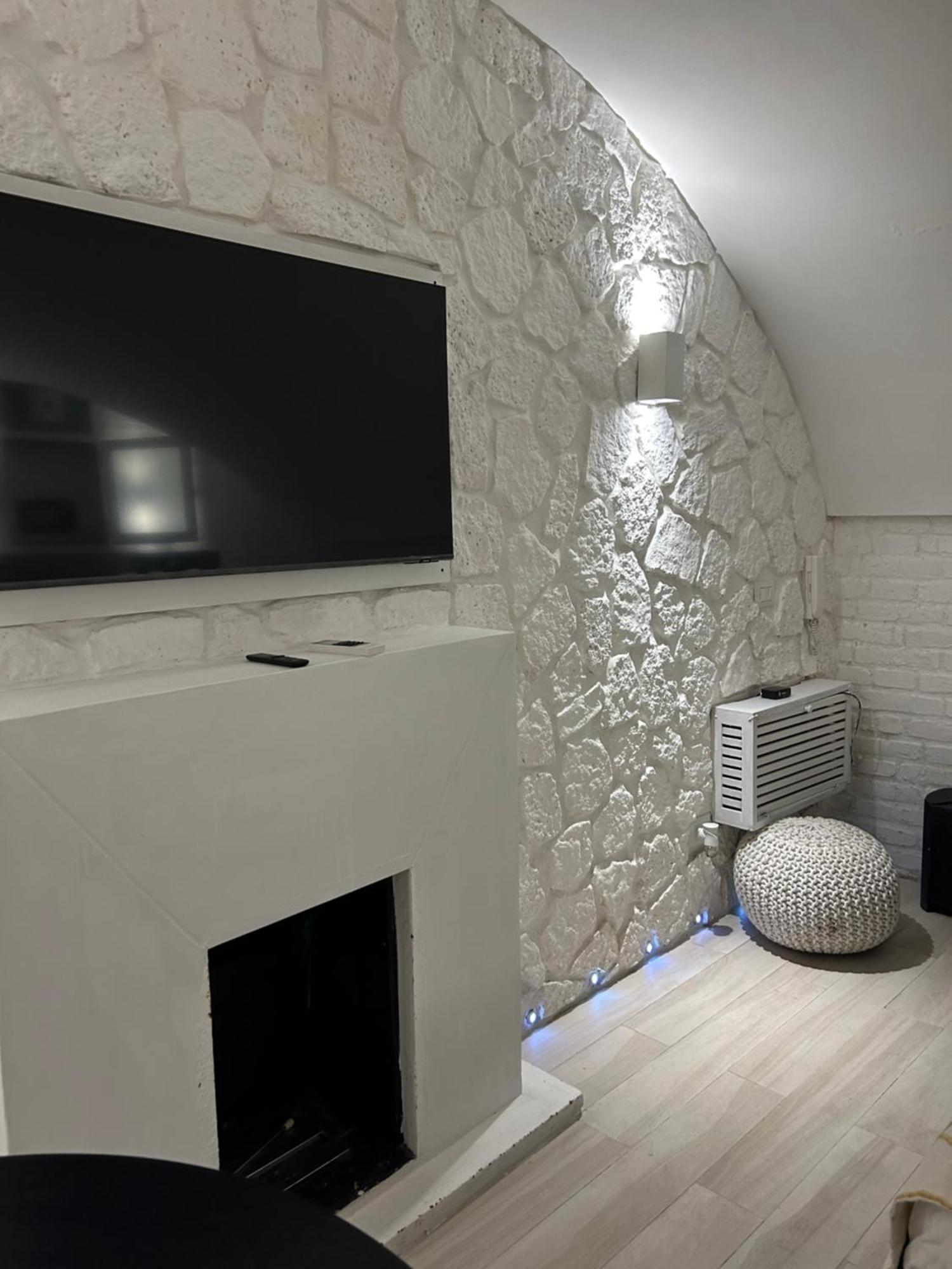 Little Sant Angelo Apartment